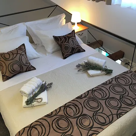 Gostinjska kuća And Paese