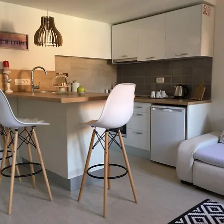 And Paese 3* سبليت